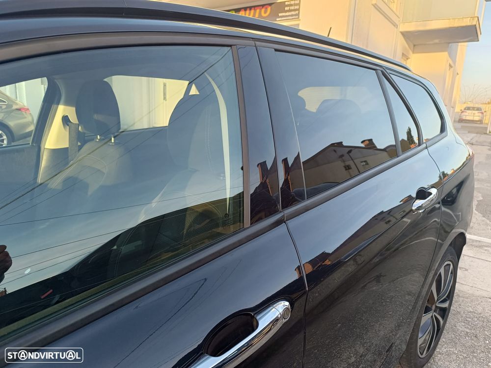 Fiat Tipo Station Wagon 1.3 M-Jet Lounge Tech - 18