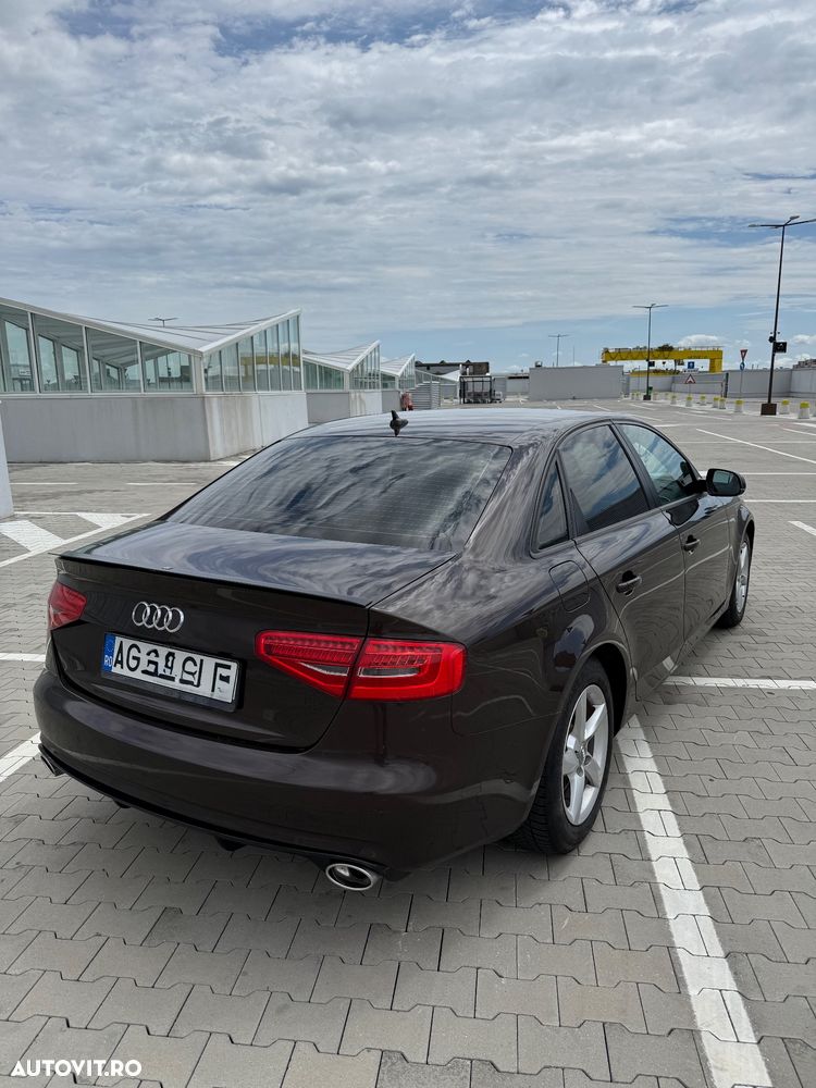 Audi A4 Limuzina 2.0 TDI - 14