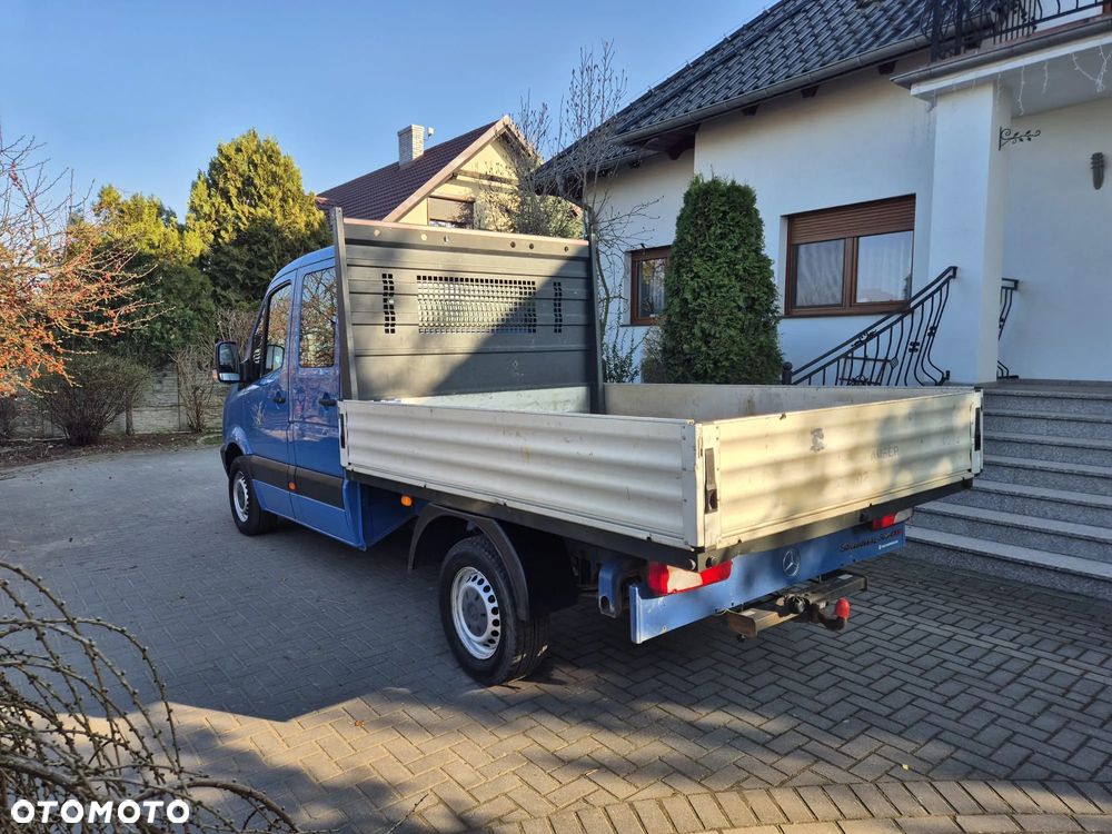 Mercedes-Benz Sprinter - 4