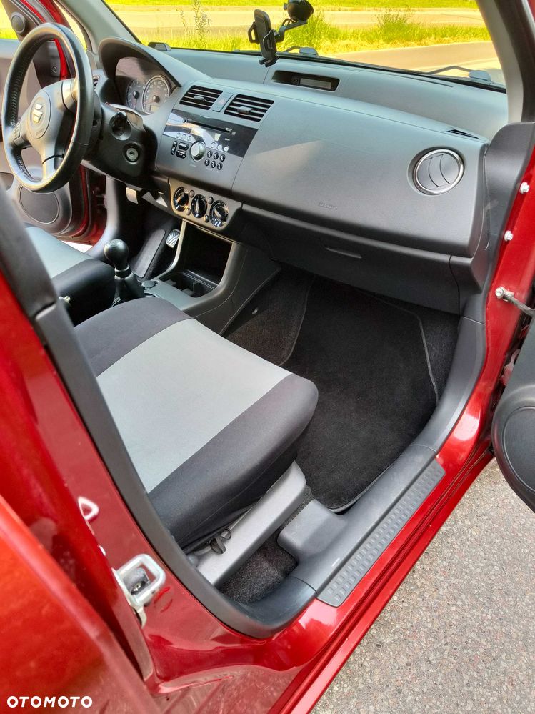 Suzuki Swift - 5