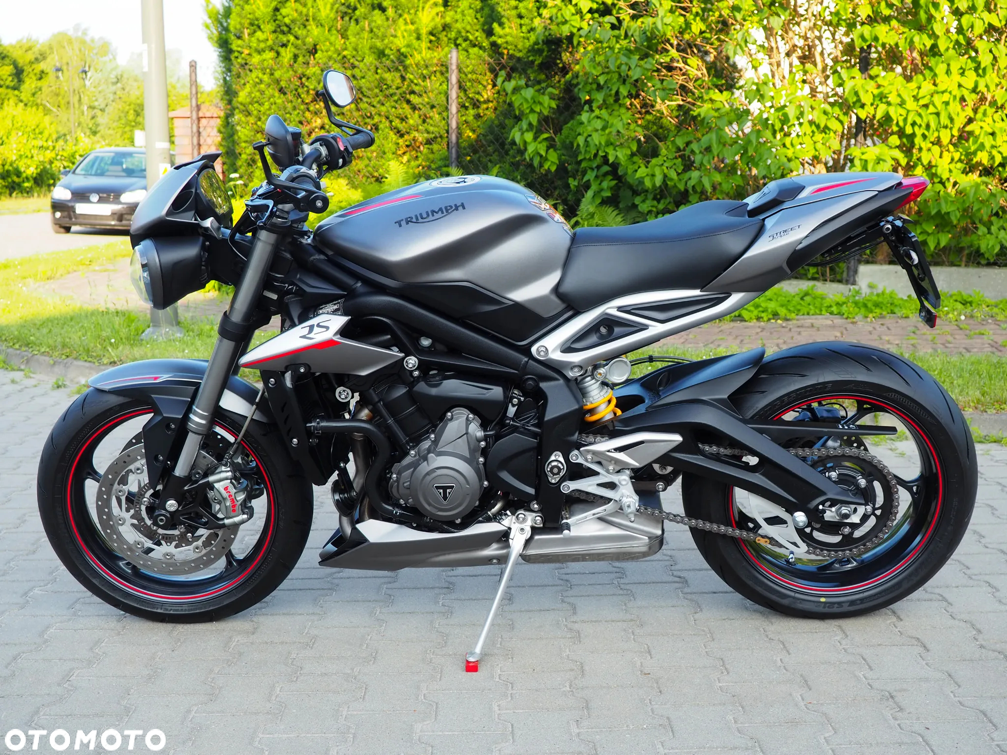 Triumph Street Triple - 4