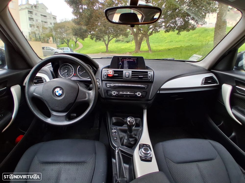 BMW 116 d EDynamics Line Urban - 11