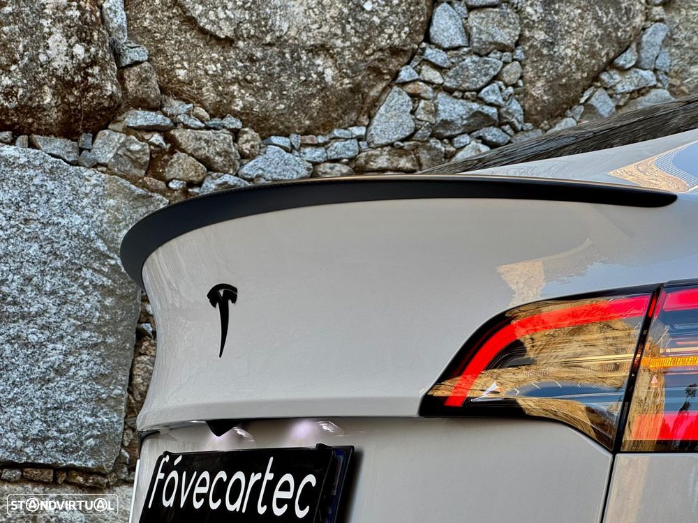 Tesla Model Y Long Range Tração Integral - 27