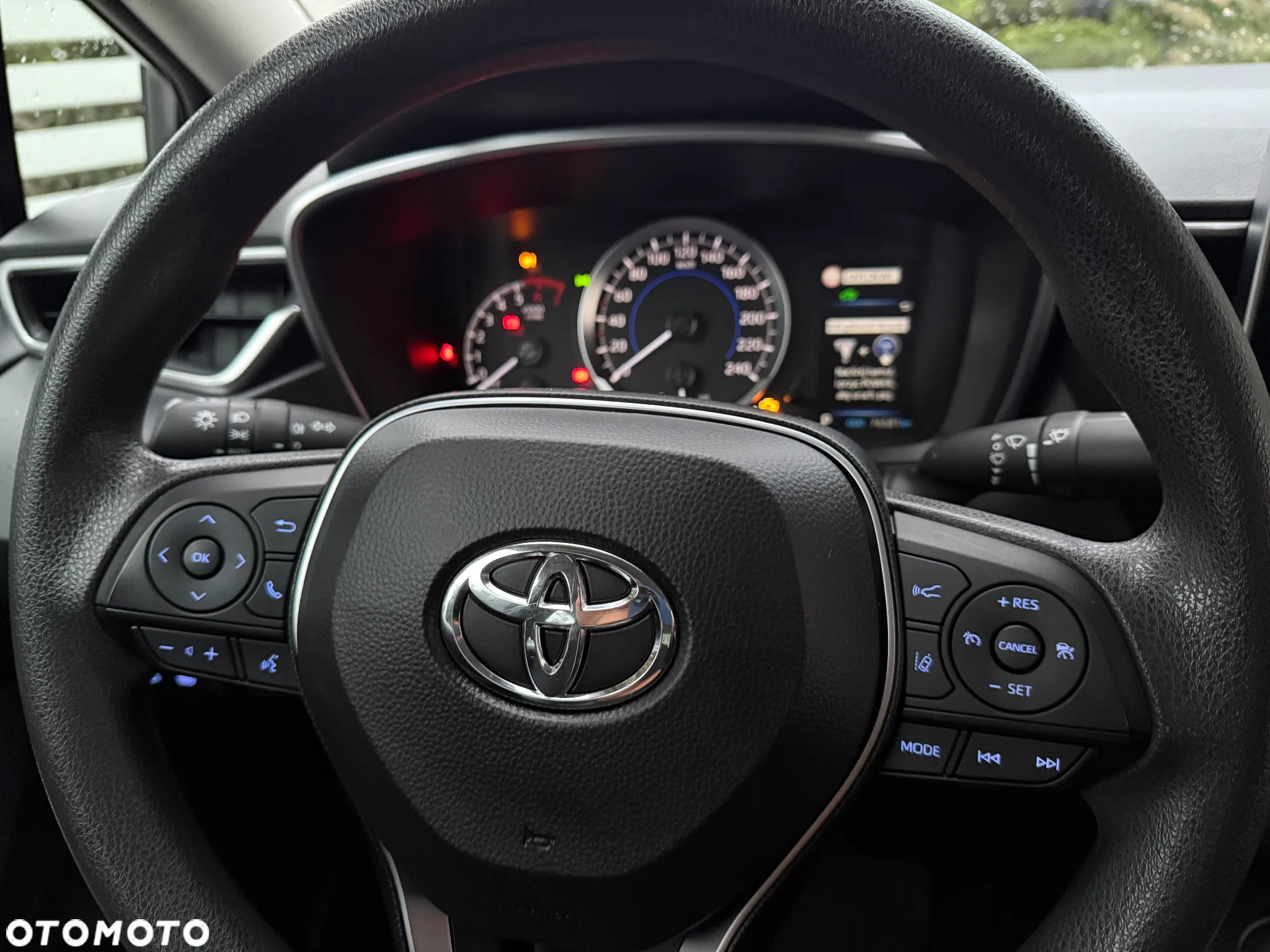 Toyota Corolla 1.8 Hybrid Active - 19