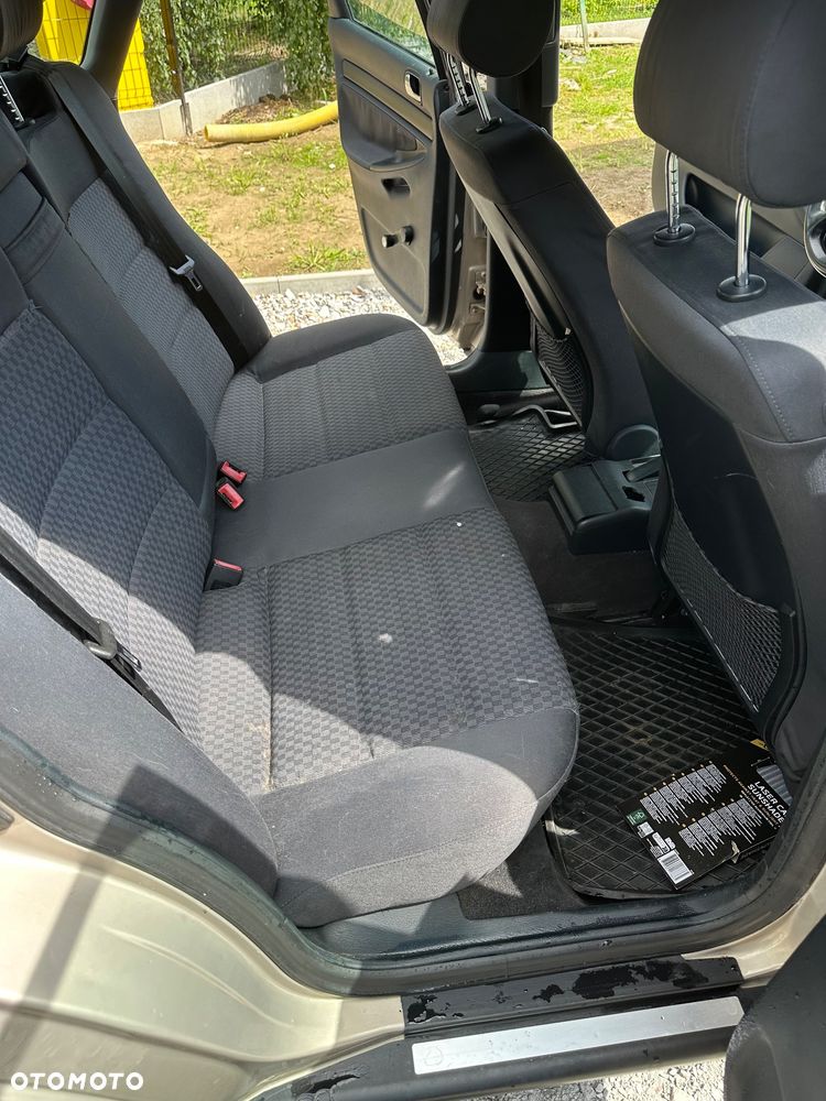 Audi A4 Limousine - 10