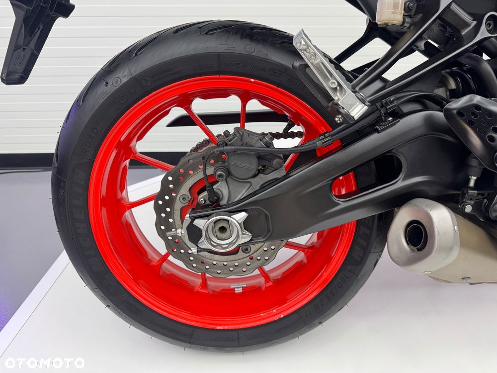 Yamaha MT - 17