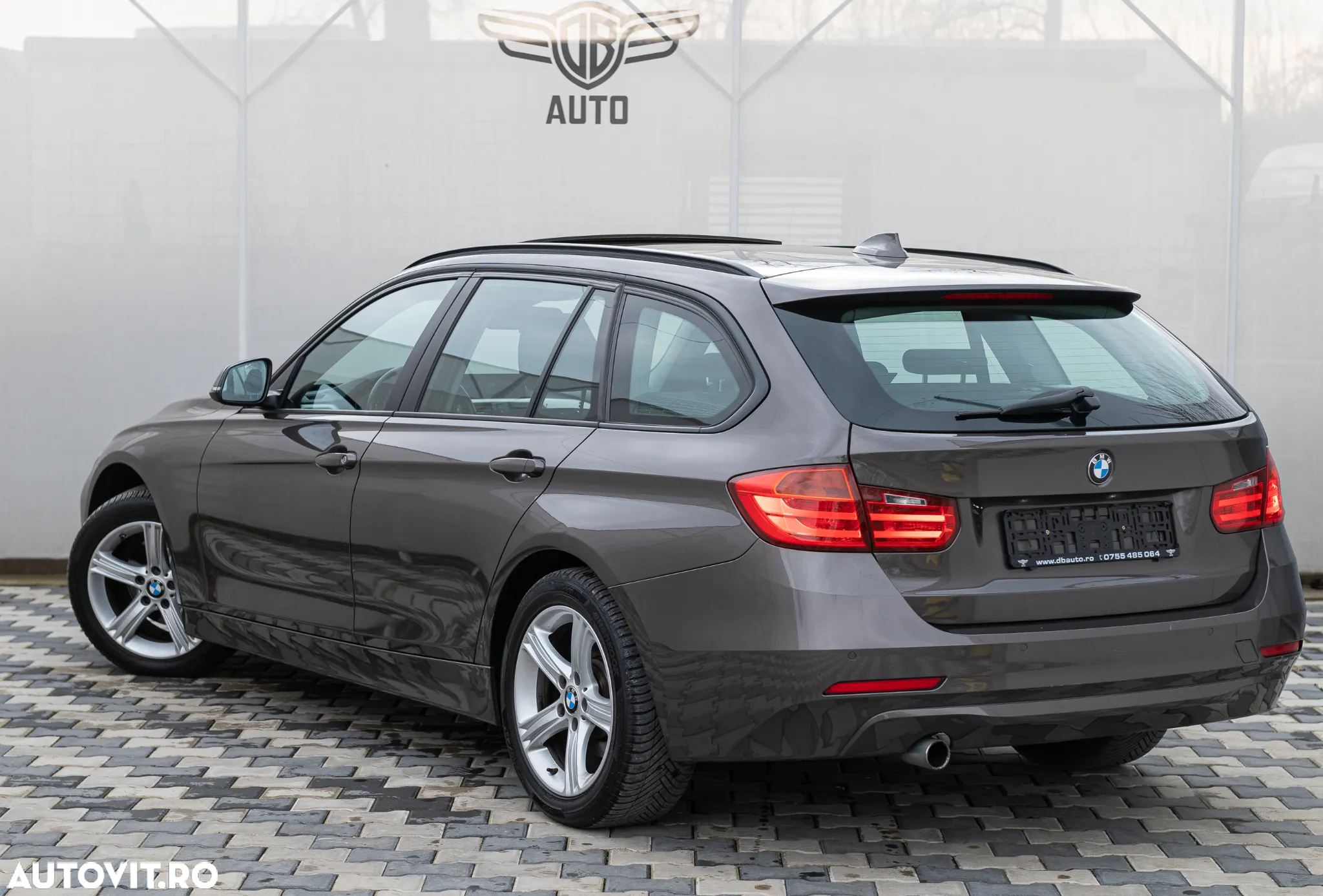 BMW Seria 3 320d Touring Aut. - 9