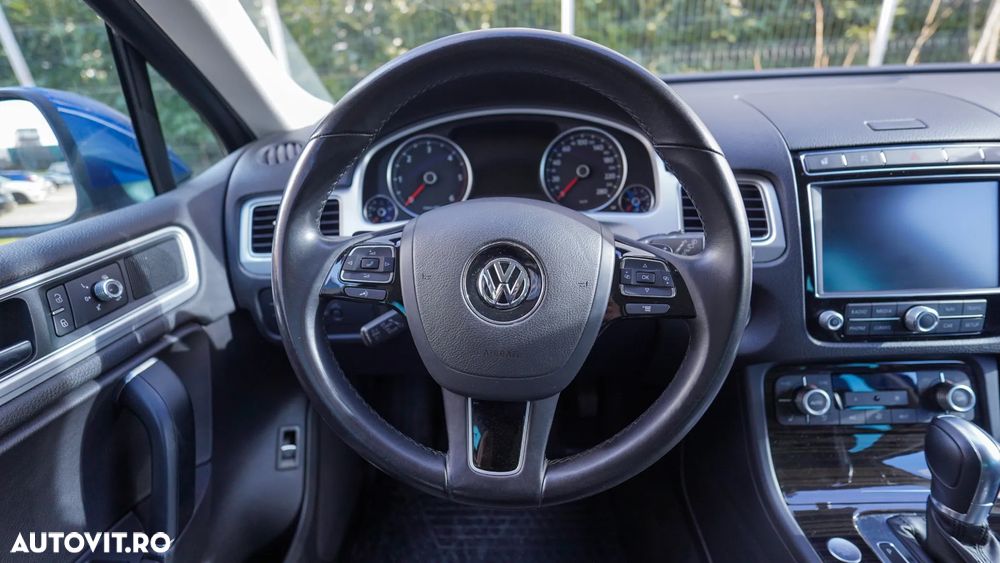 Volkswagen Touareg 3.0 V6 TDI BMT Terrain Tech - 38