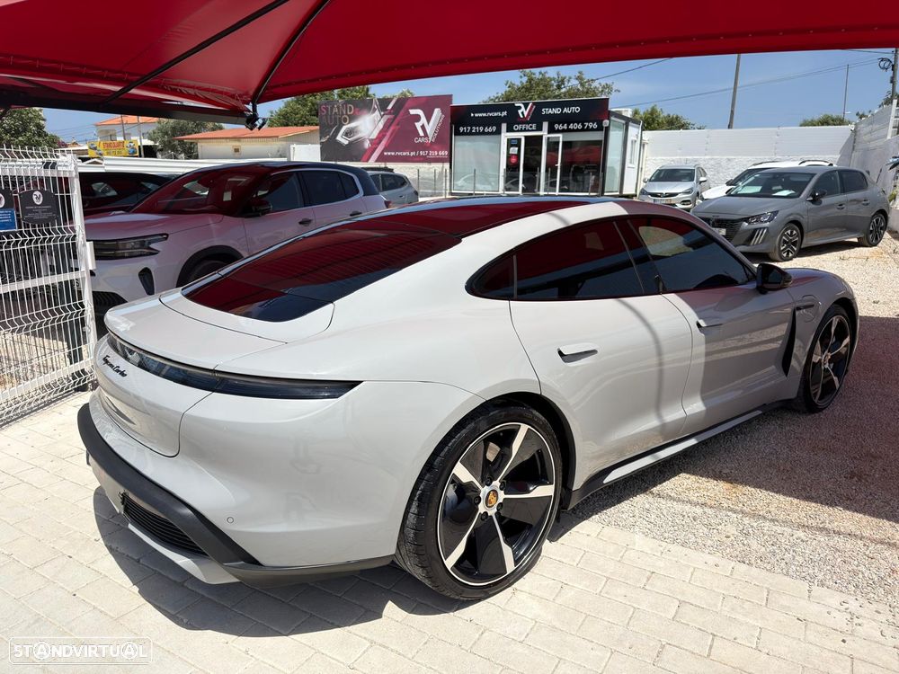 Porsche Taycan Turbo - 45