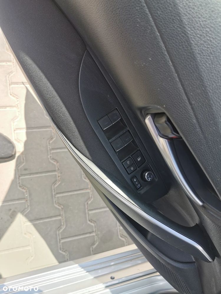 Toyota Corolla 1.5 Comfort - 28