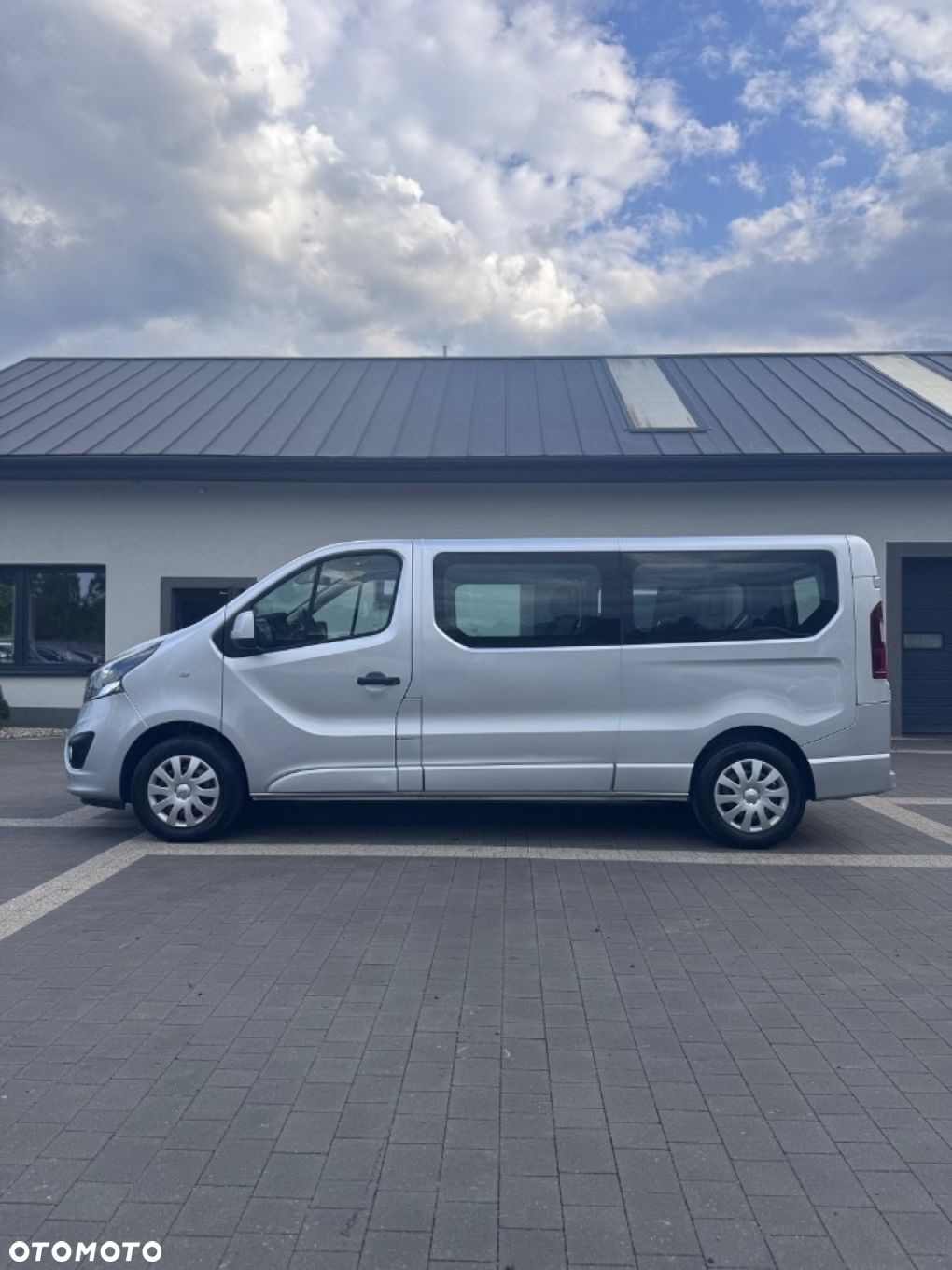 Opel Vivaro - 3