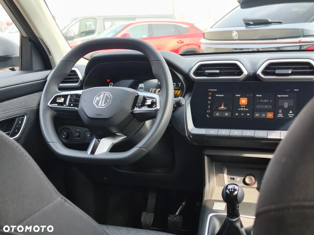 MG ZS 1.5 Standard - 11