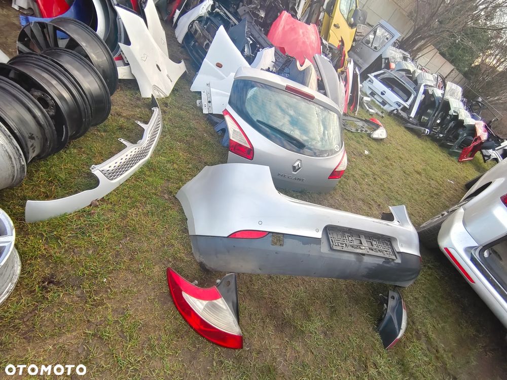 RENAULT MEGANE III 08-13 MASKA POKRYWA SILNIKA - 11