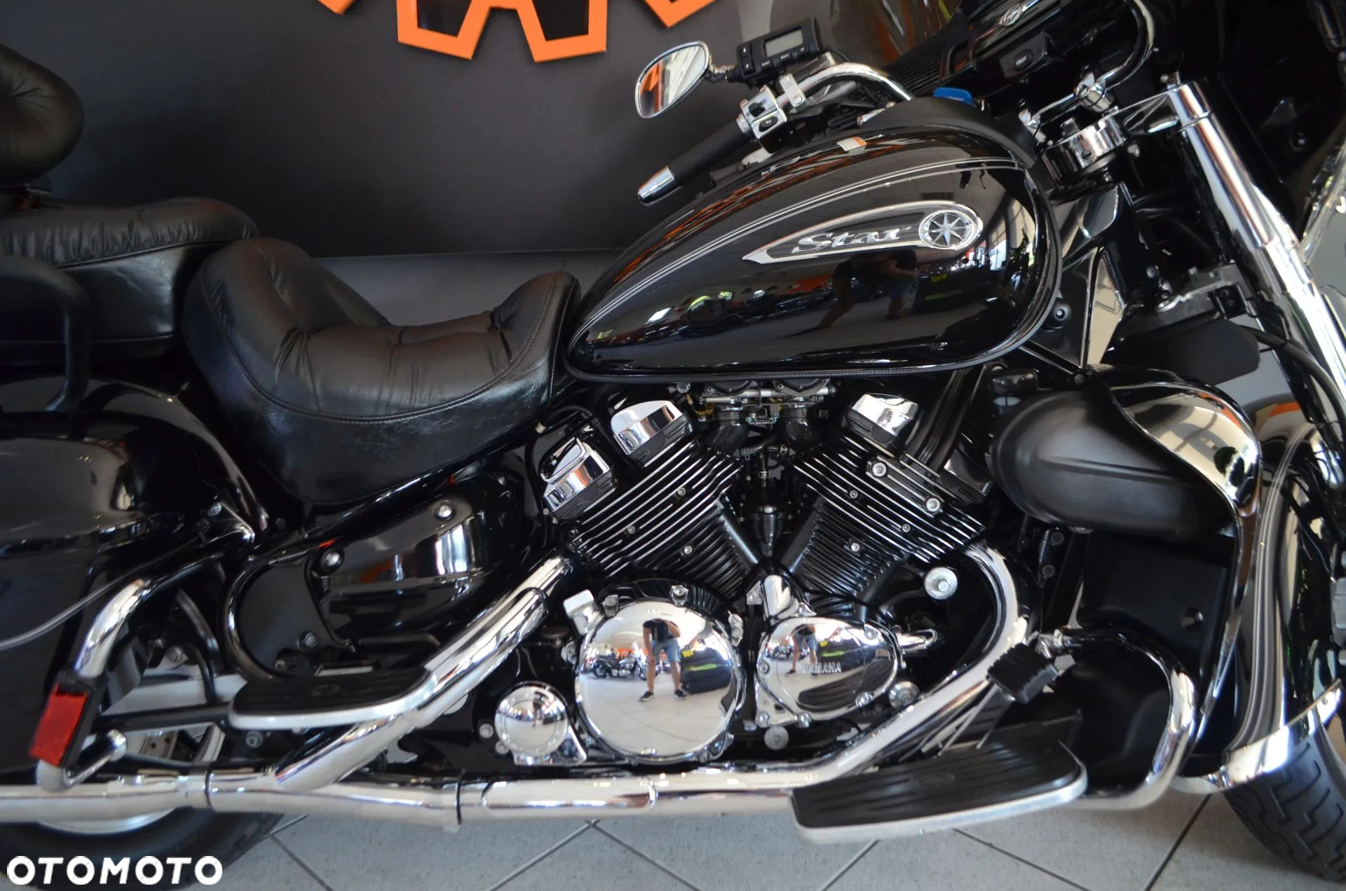 Yamaha Venture - 6