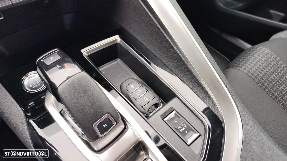 Peugeot 3008 BlueHDi 130 Stop & Start EAT8 Active Business-Pack - 27