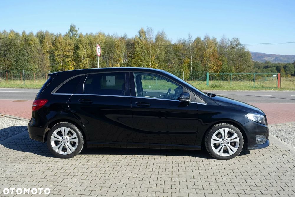 Mercedes-Benz Klasa B 180 7G-DCT Style - 4