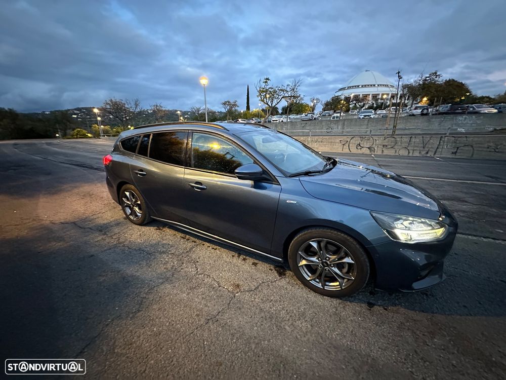 Ford Focus 1.5 TDCi EcoBlue ST-Line - 1