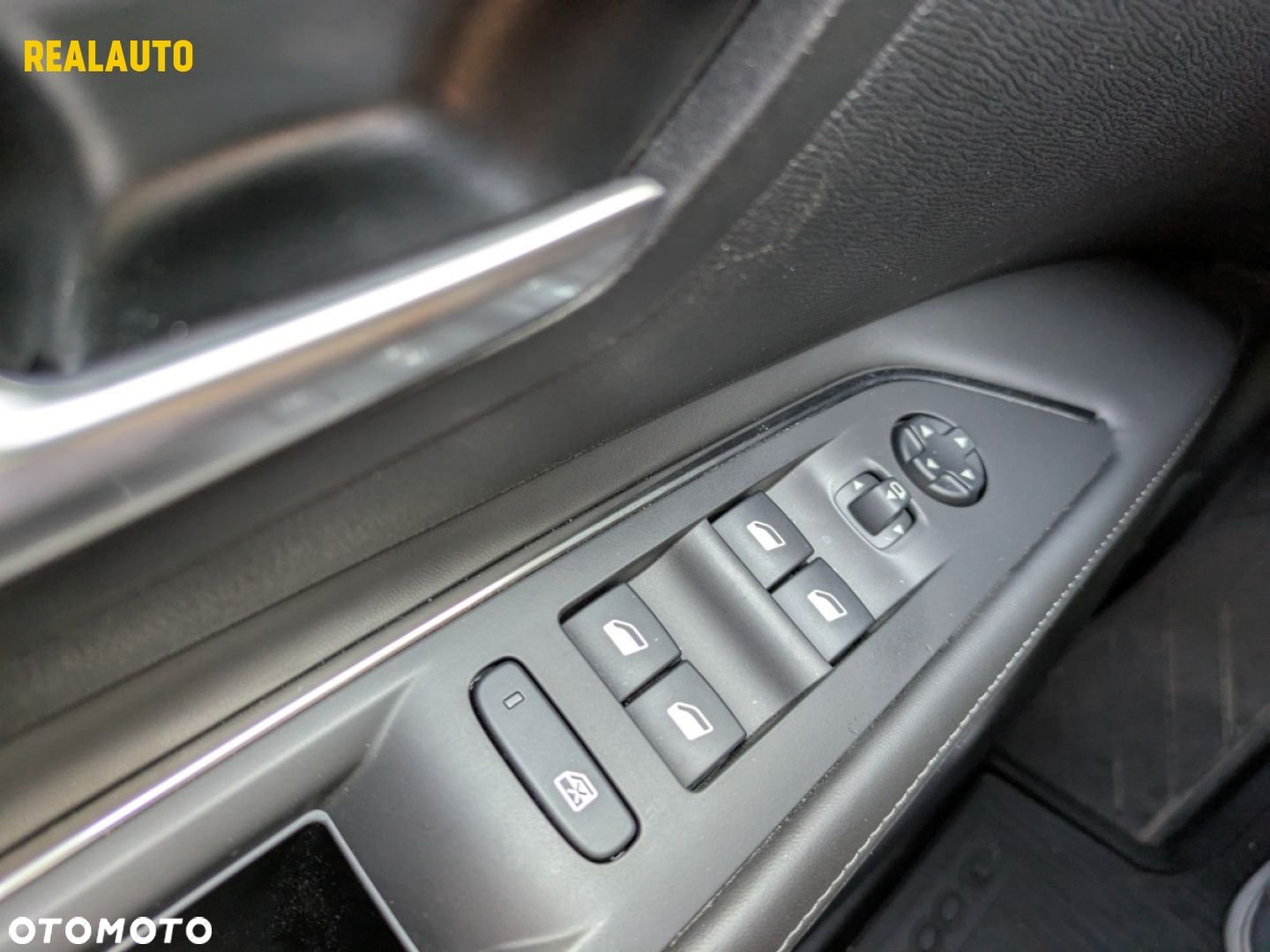 Peugeot 3008 - 16
