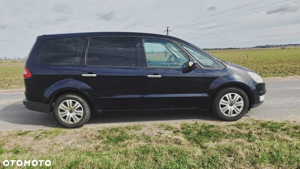 Ford Galaxy - 2