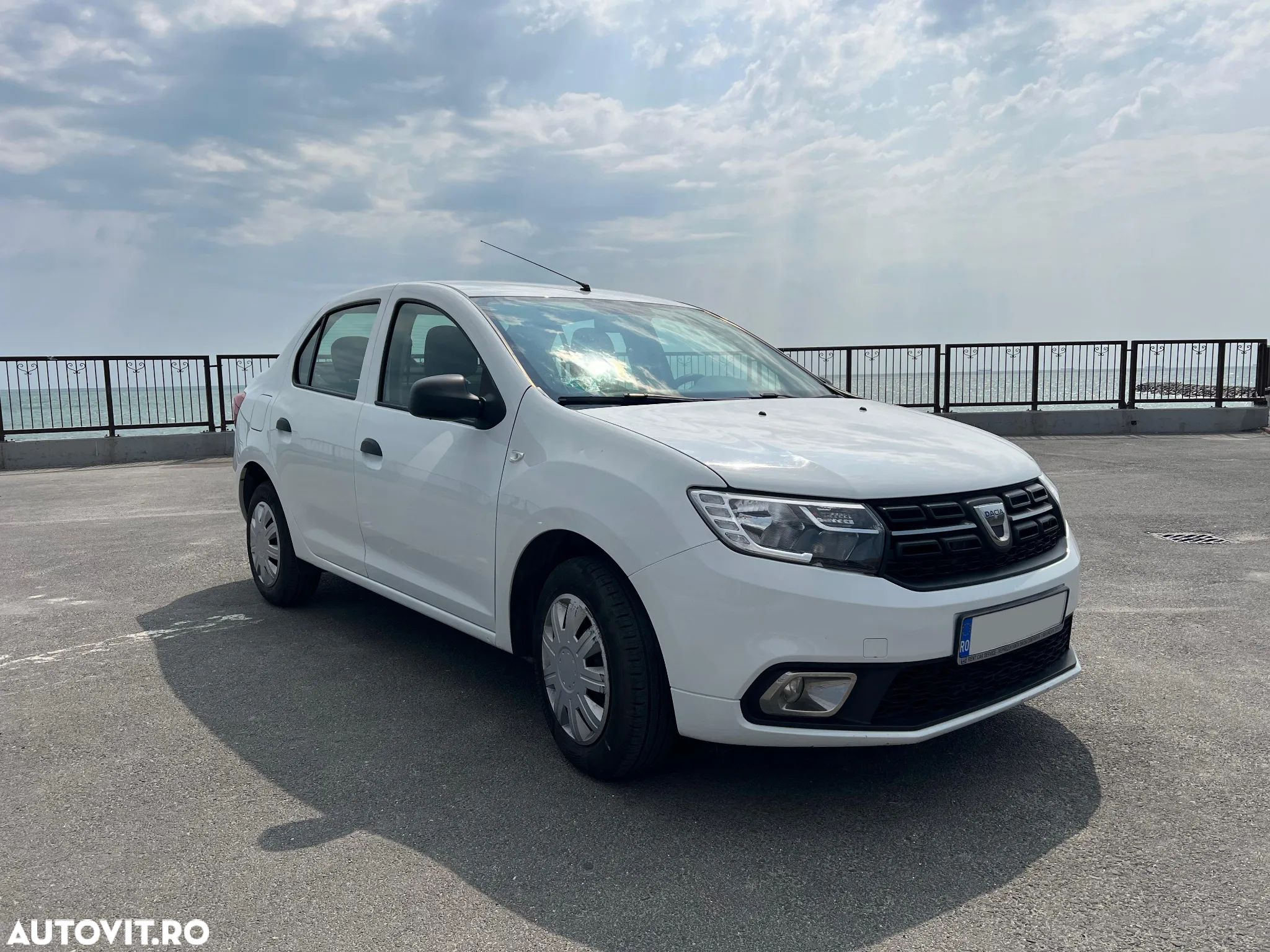 Dacia Logan - 1