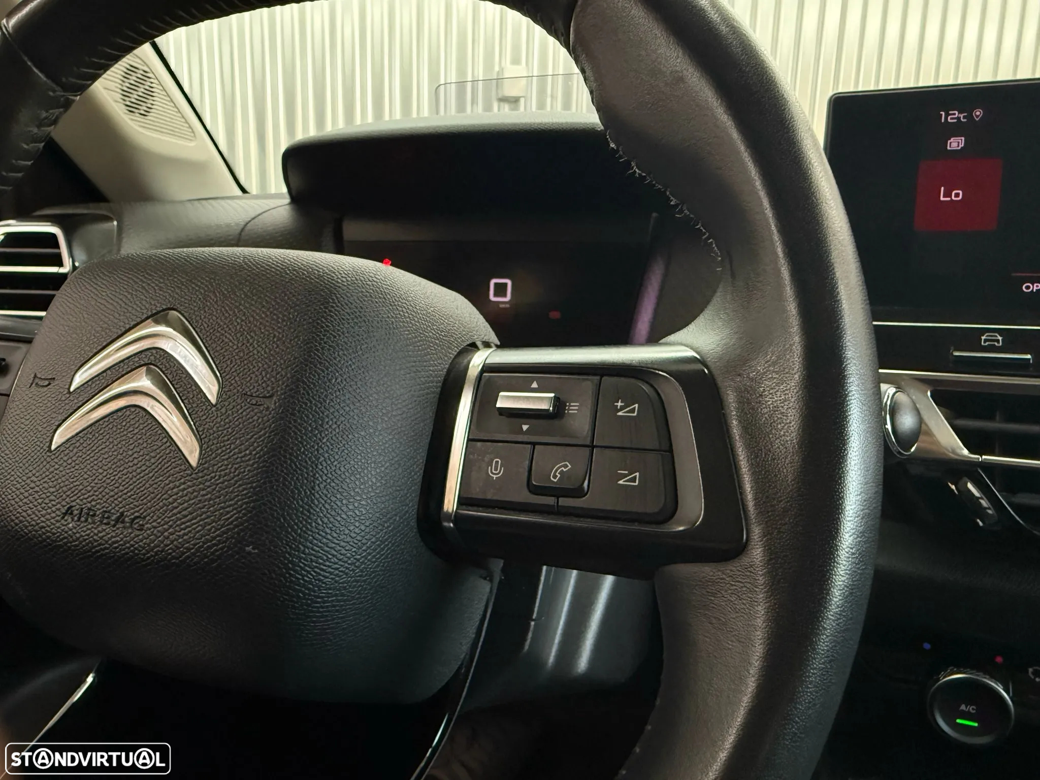 Citroën C4 1.2 PureTech Shine - 26
