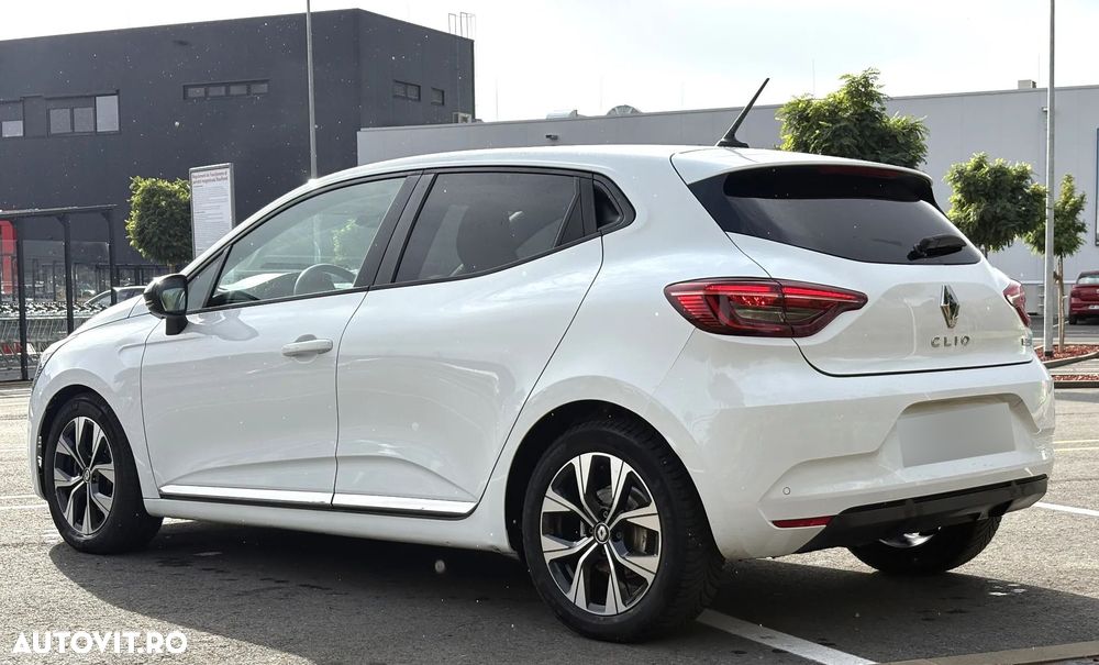 Renault Clio V E-Tech 145 Techno - 10