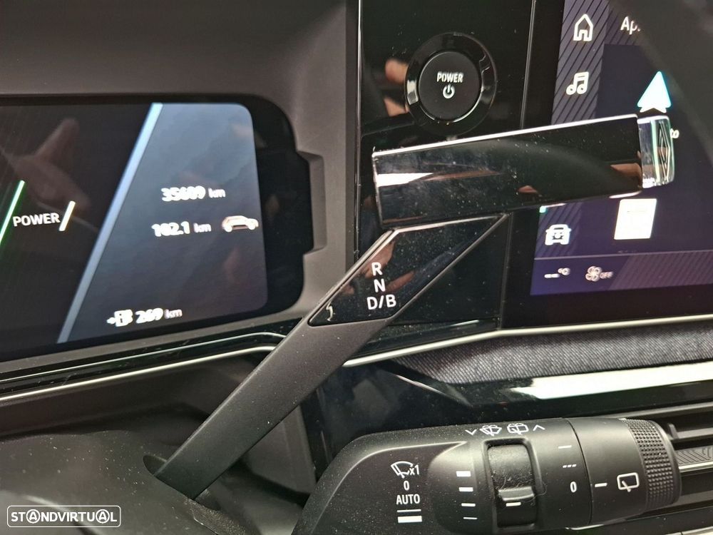 Renault 5 E-Tech 52 kWh Techno Autonomia Conforto - 16