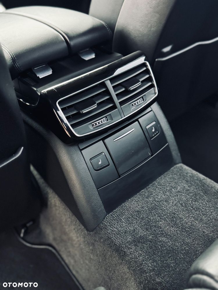 Audi A8 4.2 TDI DPF (clean diesel) quattro tiptronic - 16