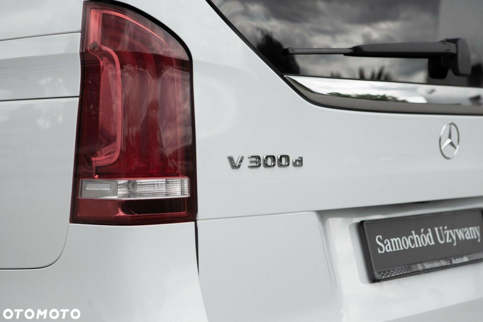 Mercedes-Benz Klasa V 300 d 4-Matic Avantgarde 9G-Tronic (d³ugi) - 16