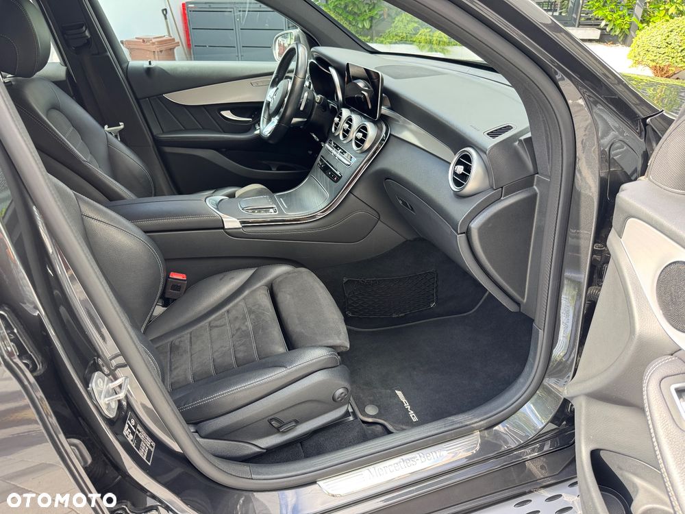 Mercedes-Benz GLC 220 d 4Matic 9G-TRONIC AMG Line - 18