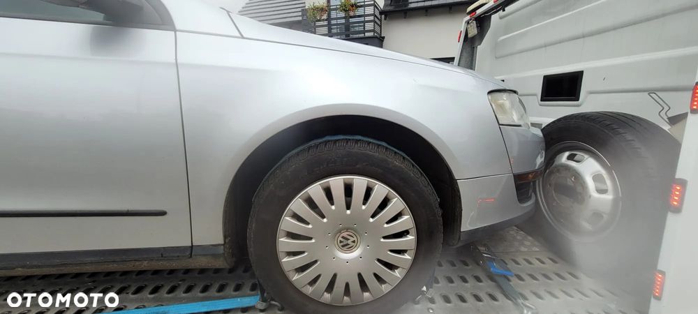 Volkswagen Passat 2.0 TDI Comfortline DSG - 10
