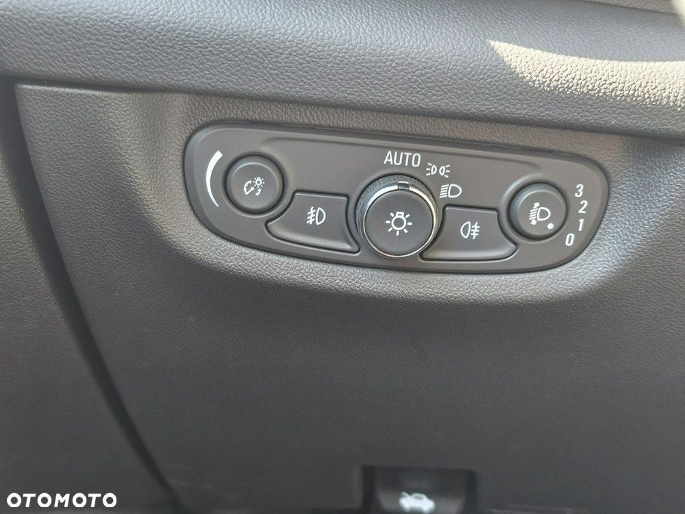 Opel Insignia 2.0 CDTI Business Elegance S&S - 18