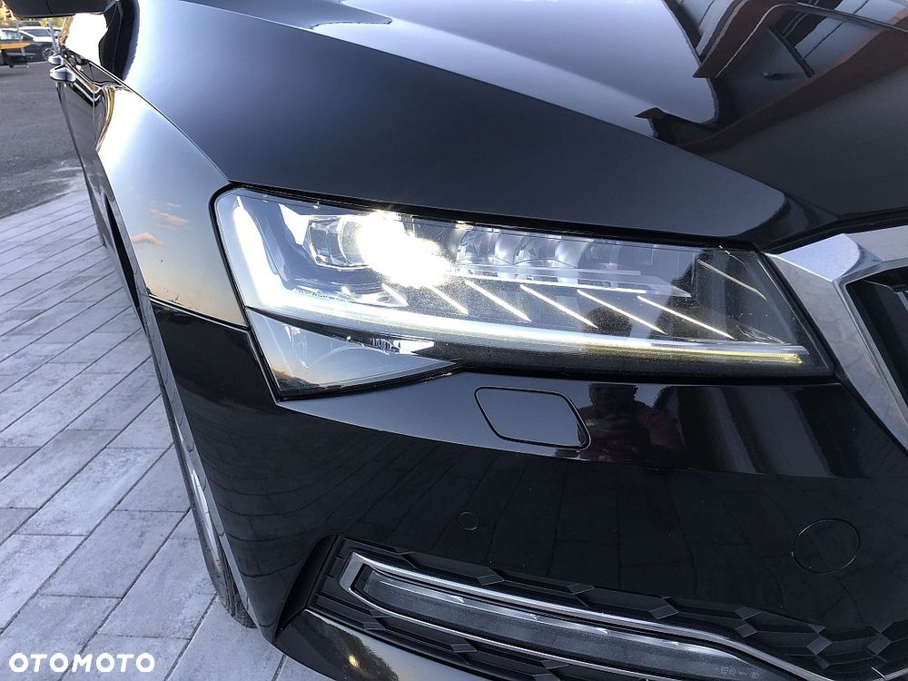 Skoda Superb 2.0 TSI 4x4 DSG Style - 34