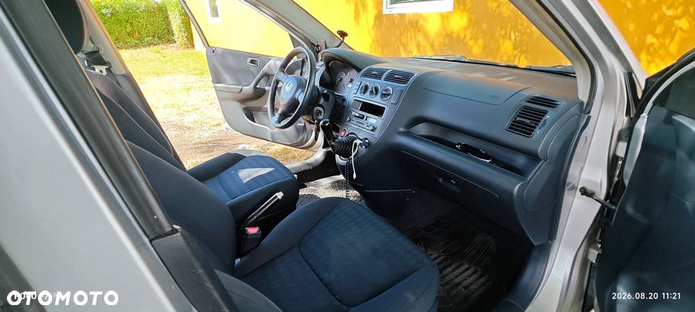 Honda Civic 1.4i - 12