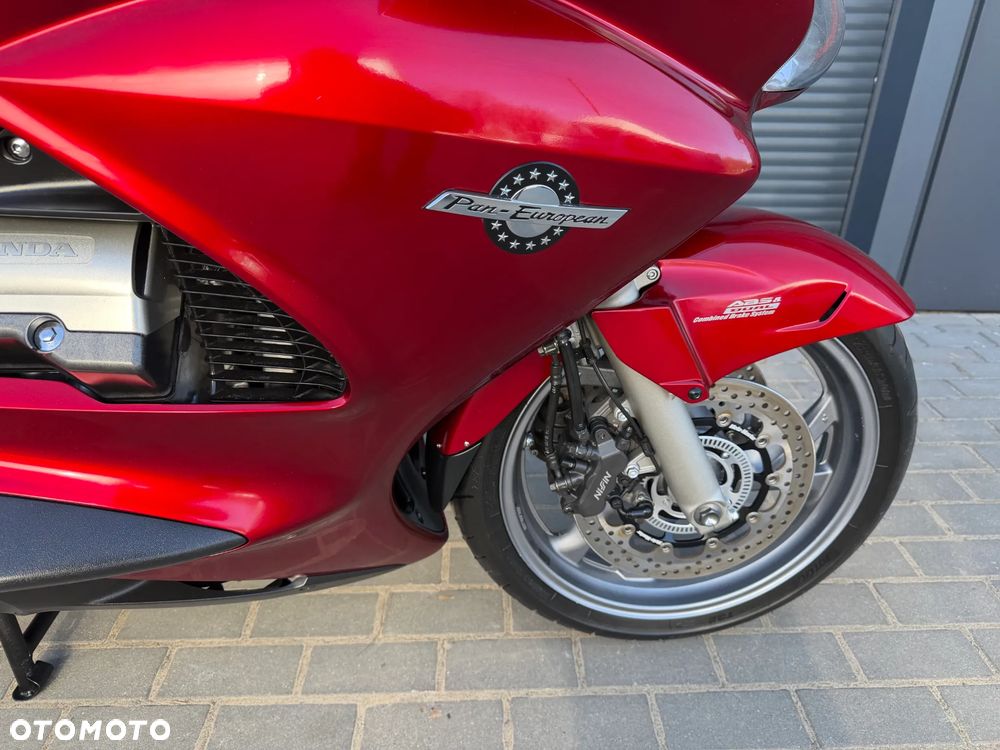 Honda ST - 37
