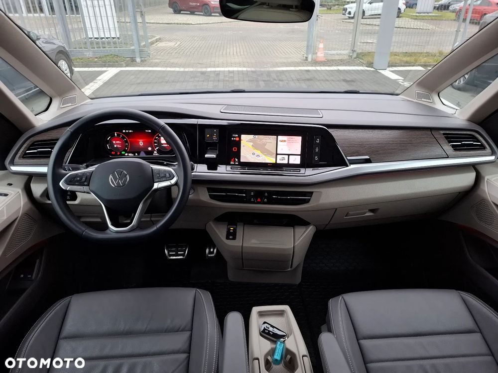 Volkswagen Multivan - 9