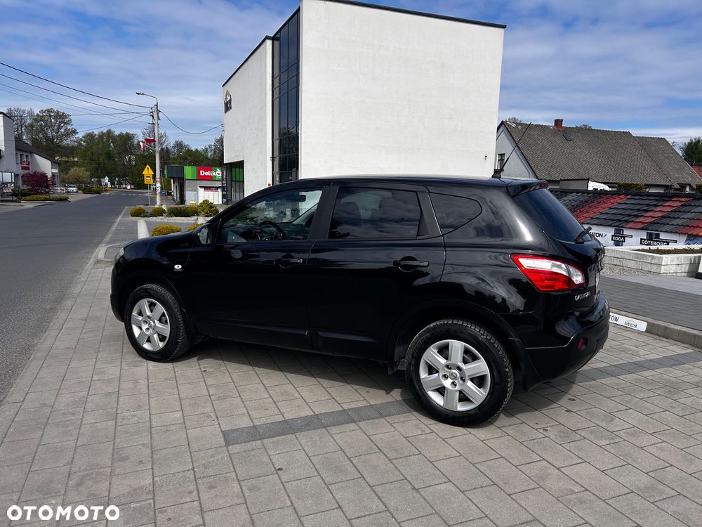 Nissan Qashqai 1.6 visia - 4