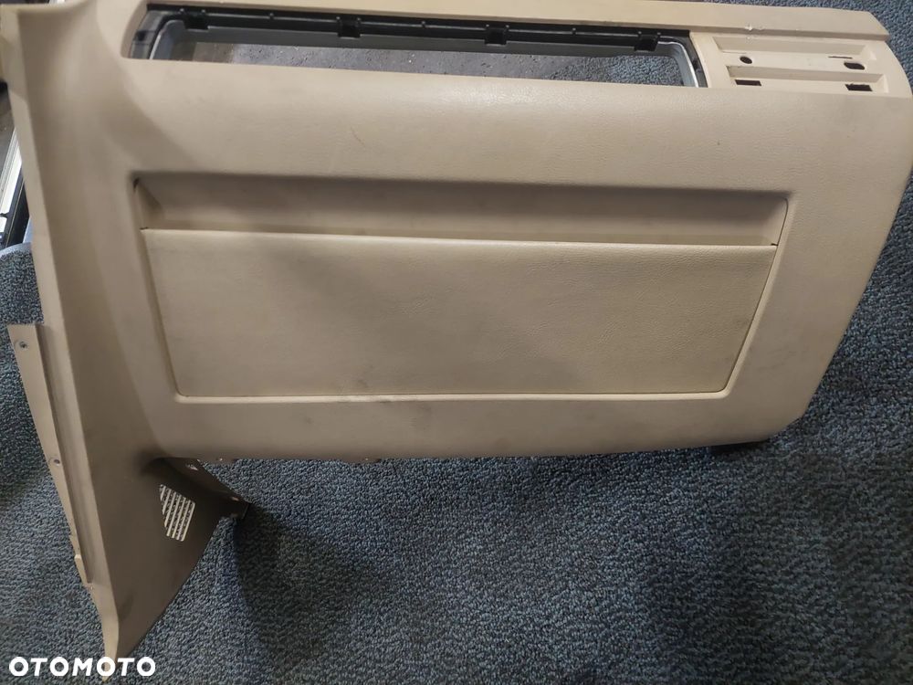 VOLKSWAGEN T5 MULTIVAN OSŁONA KONSOLI SCHOWEK BEŻOWA 7H5858904 - 2