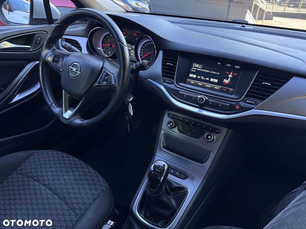 Opel Astra 1.4 T Enjoy - 16