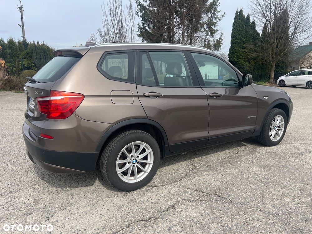 BMW X3 xDrive20d - 17