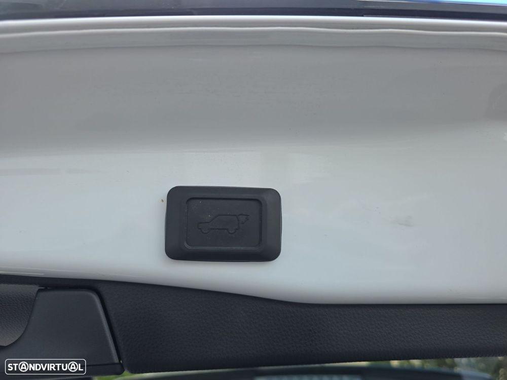 Toyota RAV4 - 24
