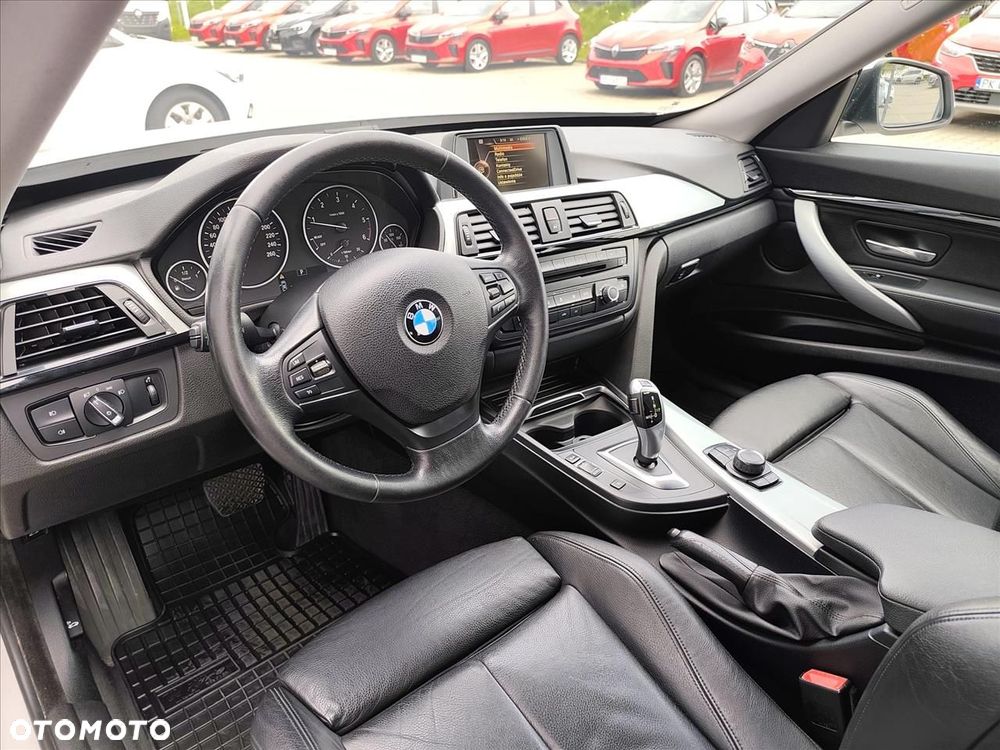BMW Seria 3 320d Sport Line sport - 9