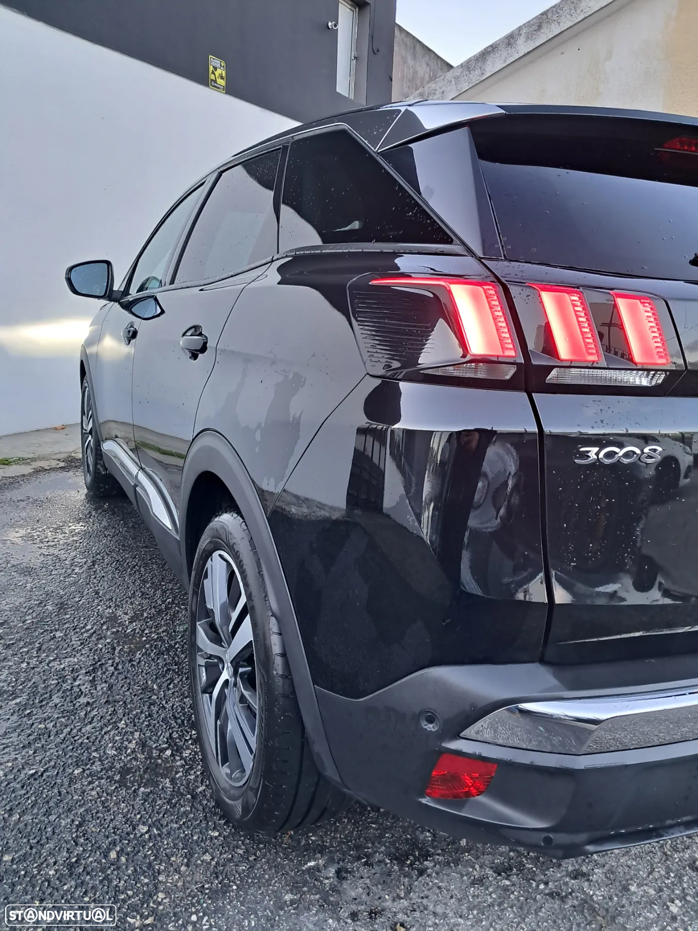 Peugeot 3008 2.0 BlueHDi Allure J18 - 24