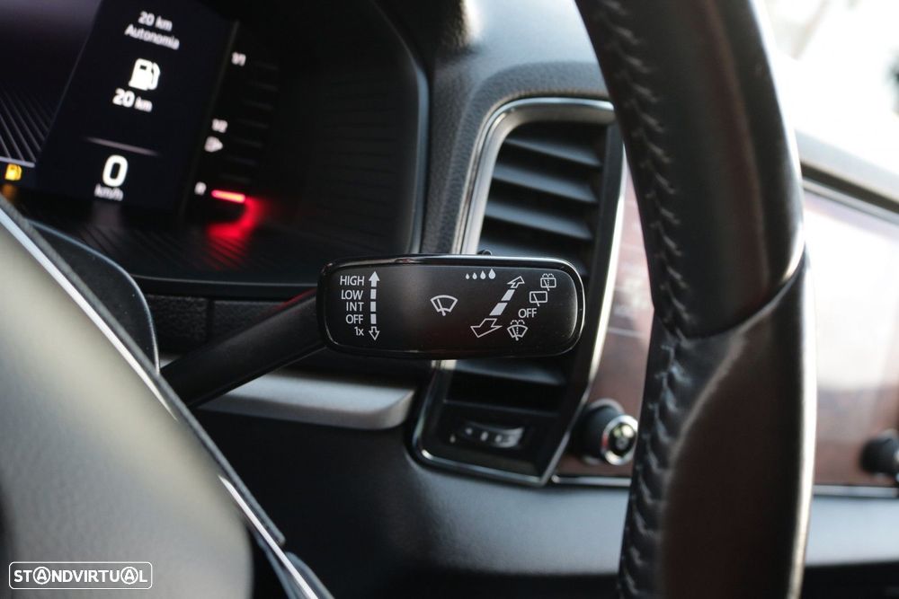 Skoda Karoq 2.0 TDI Ambition - 33