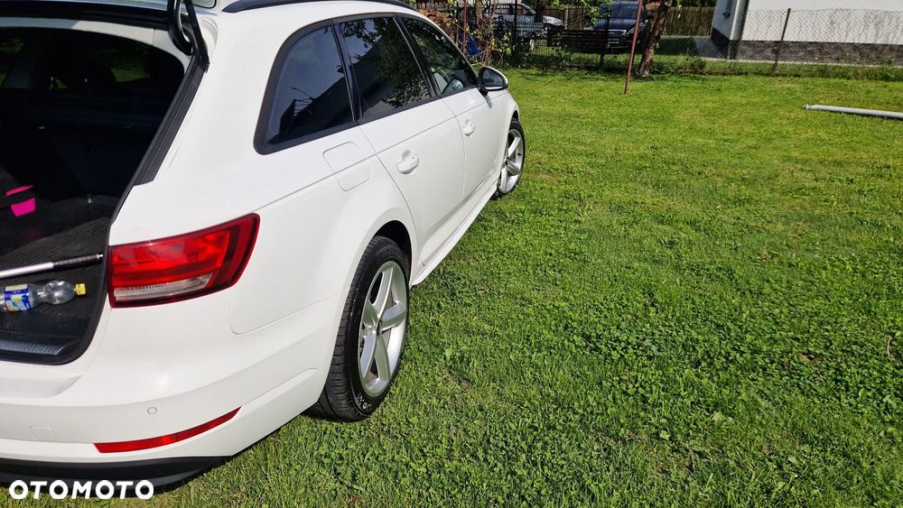 Audi A4 Avant 2.0 TDI - 8