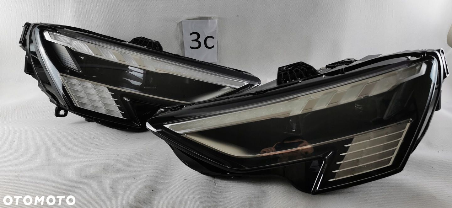 AUDI A3 8Y FULL LED MATRIX LEWY PRAWY REFLEKTOR - 1