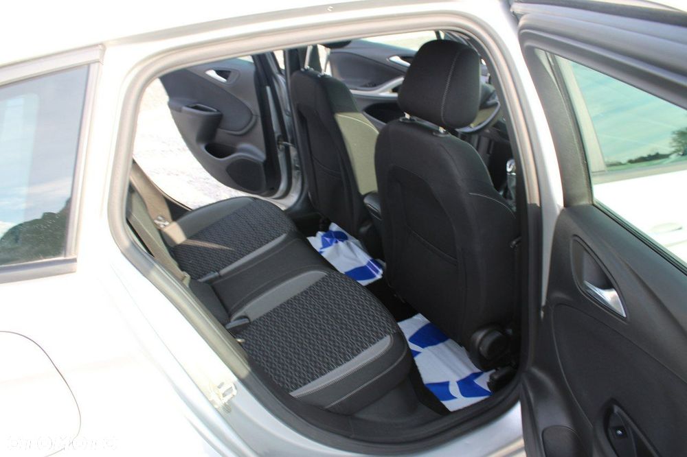 Opel Astra - 27