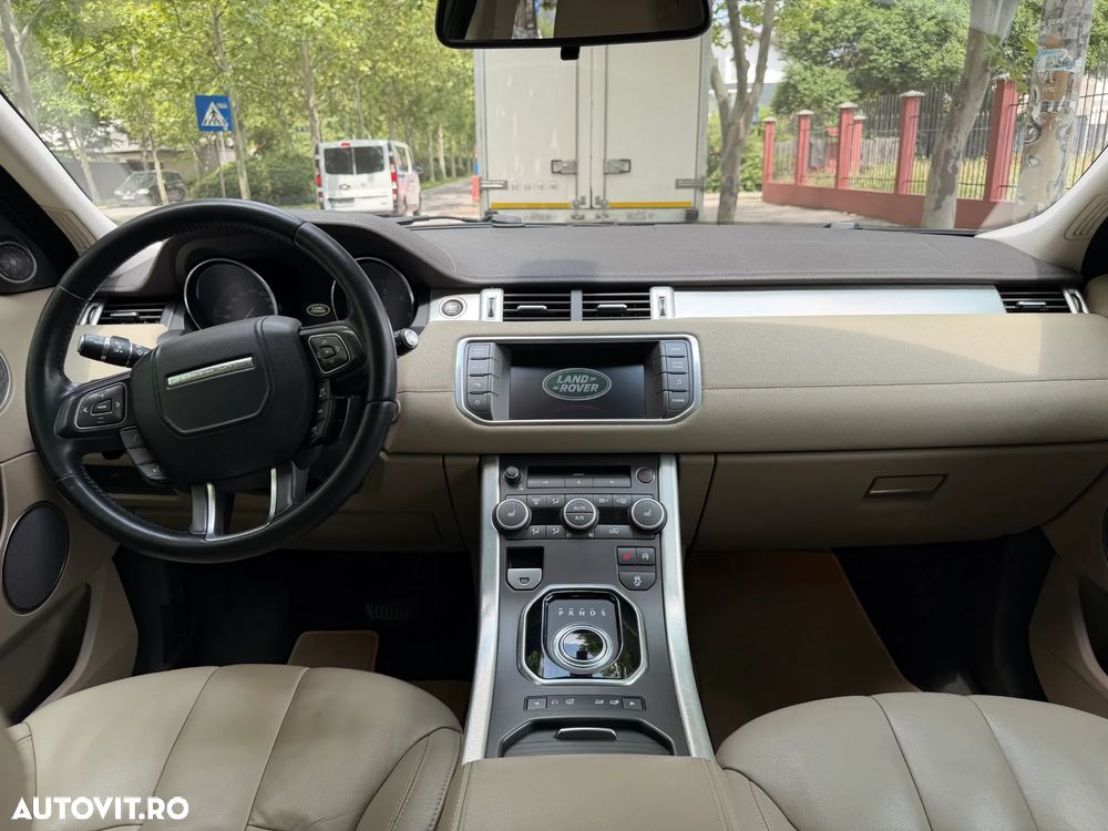 Land Rover Range Rover Evoque - 11
