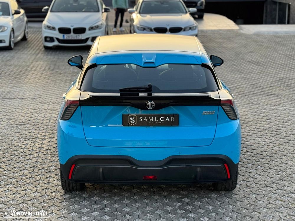 MG MG4 51 kWh Standard - 10