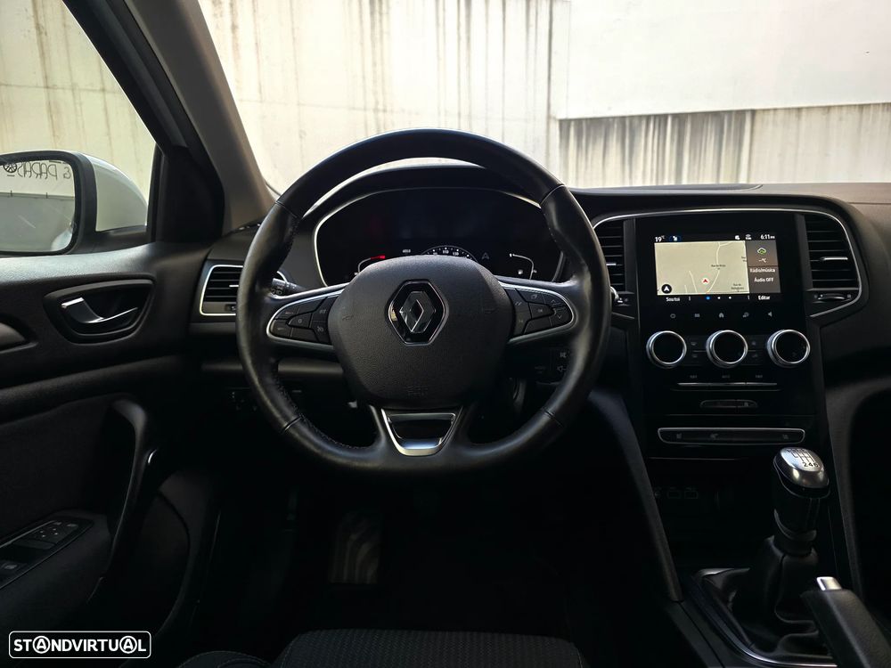 Renault Mégane Sport Tourer 1.3 TCe Limited - 42